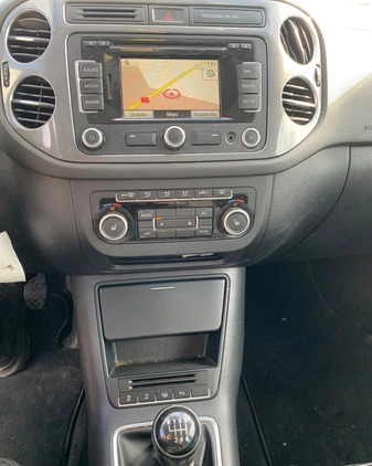 Volkswagen Tiguan cena 28900 przebieg: 281200, rok produkcji 2012 z Pleszew małe 172